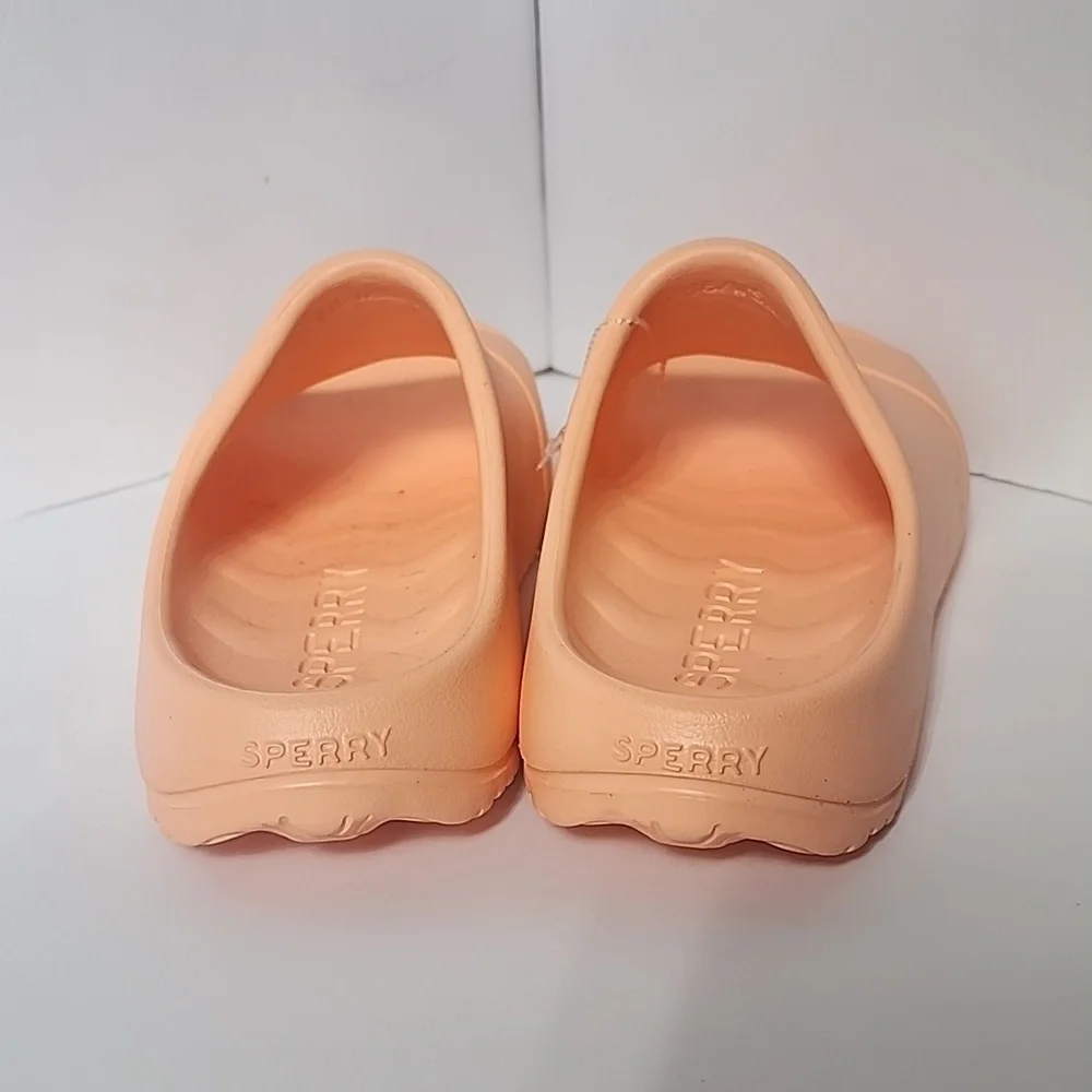 Sperry slip floats